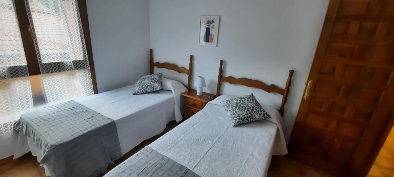 Plaza Centro Appartement Biescas  Buitenkant foto