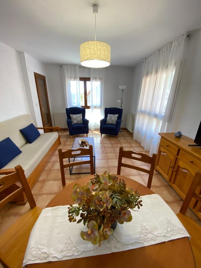 Plaza Centro Appartement Biescas  Buitenkant foto
